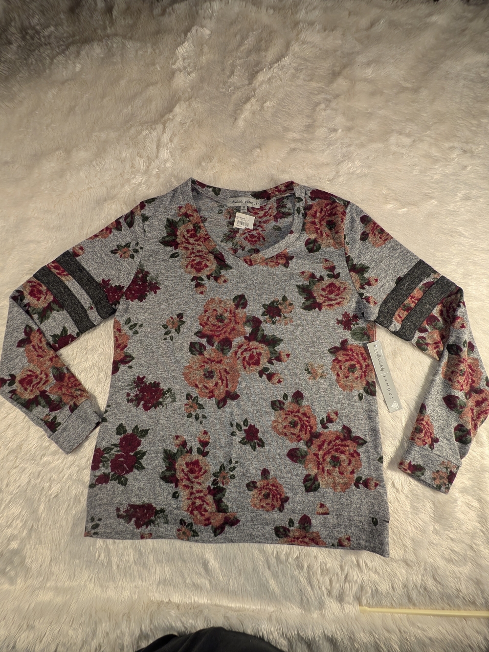 Absolutely Famous Gray Floral Crewneck Sweater with Pink and Burgundy Roses
